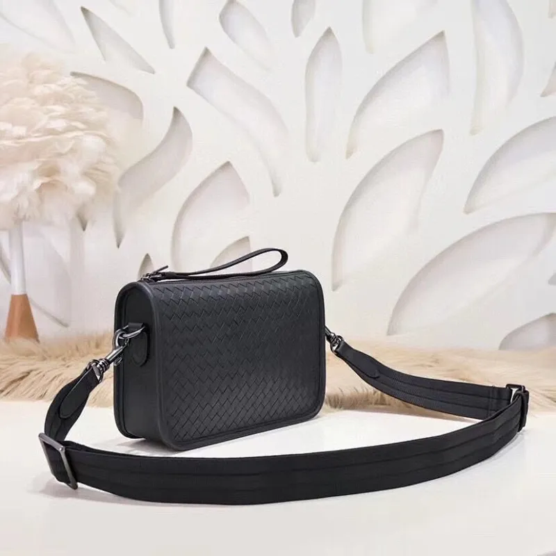 All categories 💚 Top version men’s bags 💚 BV 2024 new BV crossbody bag